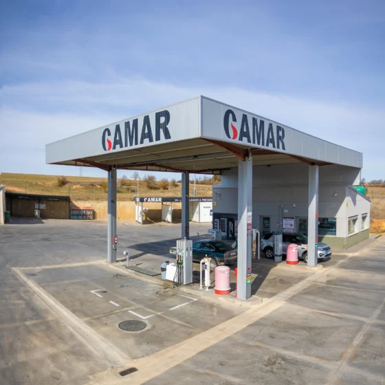 Camar